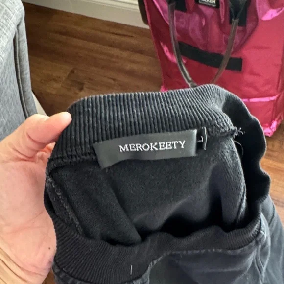 Black Long Sleeve short lounge set - Picture 6 of 10